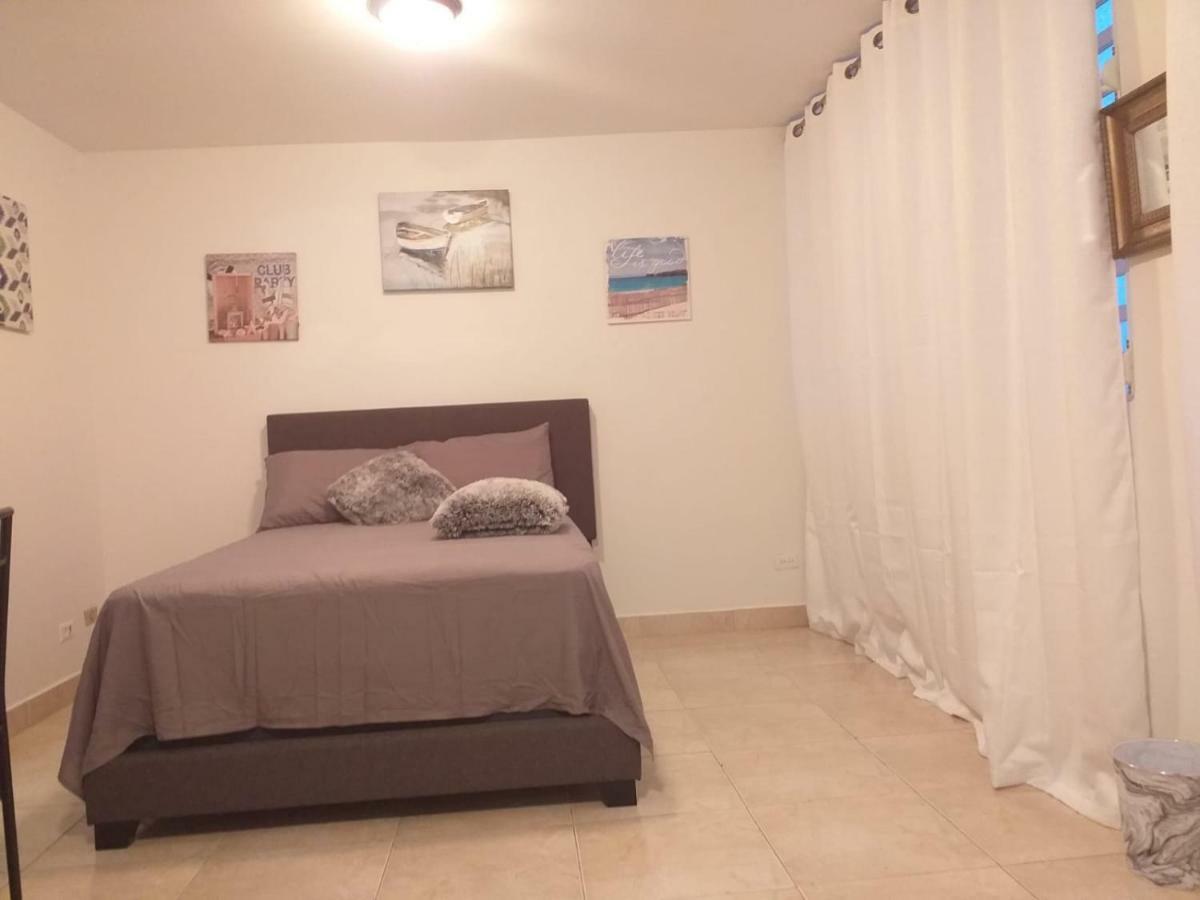 Beach Front Apt 4 At Isla Verde Tower San Juan Exterior foto