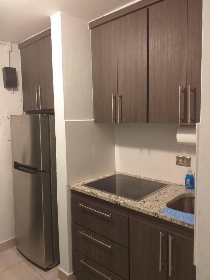 Beach Front Apt 4 At Isla Verde Tower San Juan Exterior foto